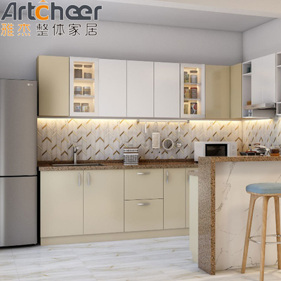 गुणवत्ता  Market Oak Frame kitchen cabinet u shape design with Particleboard Door and Organizer फैक्टरी