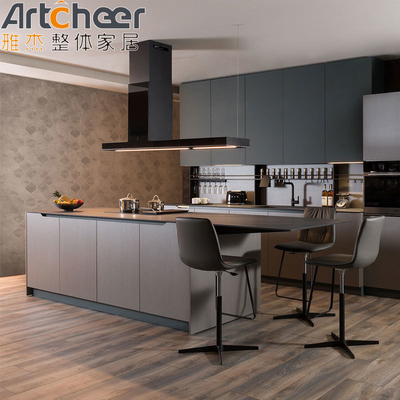 गुणवत्ता  Plywood Modern Stylish Ready to Assemble Modular Kitchen Cabinet Furniture in Black फैक्टरी